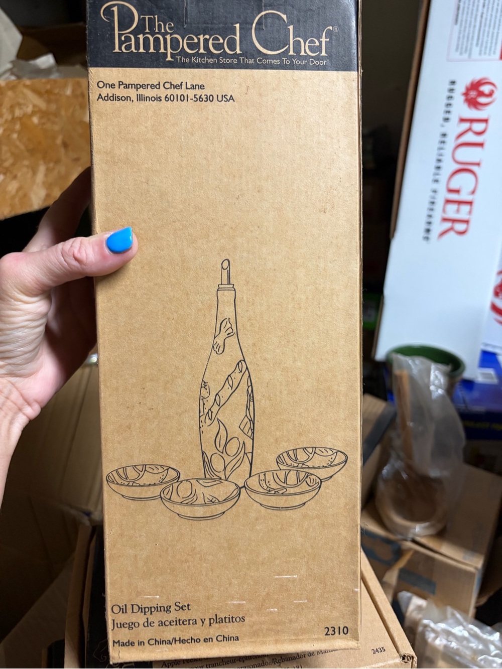 The Pampered Chef Oil Dipping Set - Natural Kraft Box with Bright Blue Accent
